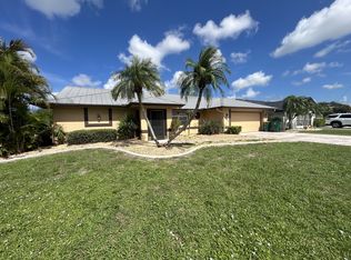 2093 Rio De Janeiro Ave, Punta Gorda, FL 33983