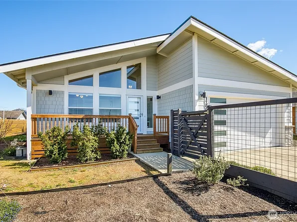 1298 Storm King Avenue SW, Ocean Shores, WA 98569