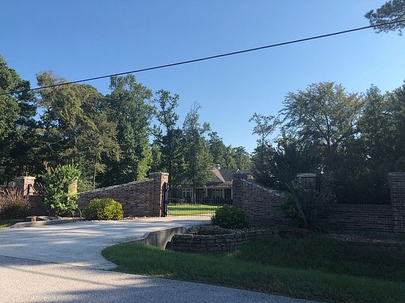 3rd image of 10222 Crestwater Cir