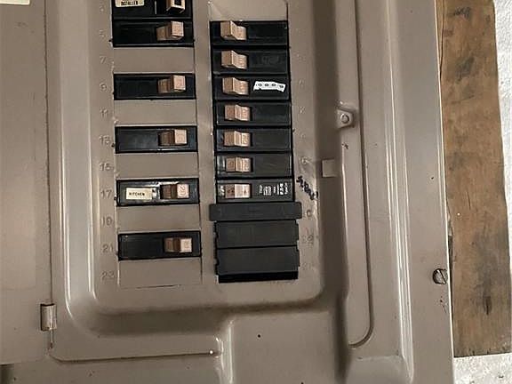4th image of 42 Haller Ave