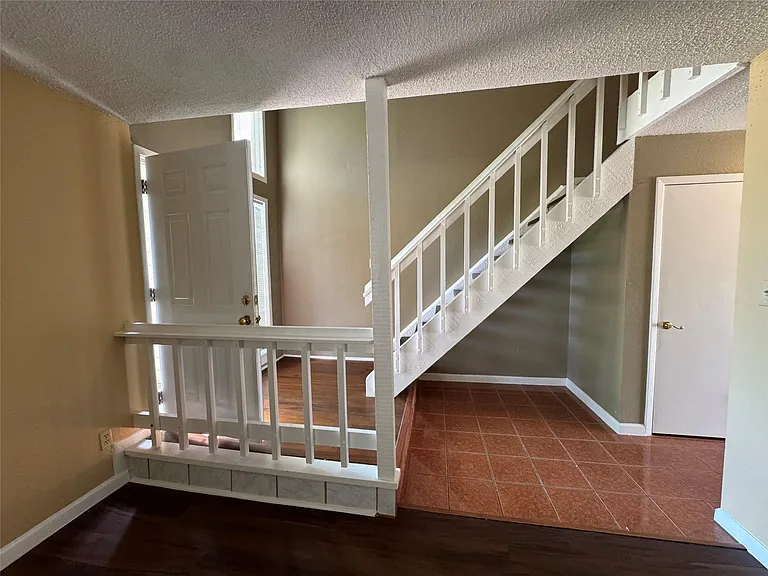 7170 S Dairy Ashford Rd — Photo 11