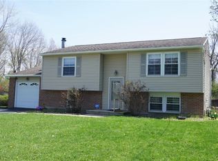 7436 Blumer Rd, Liverpool, NY 13088