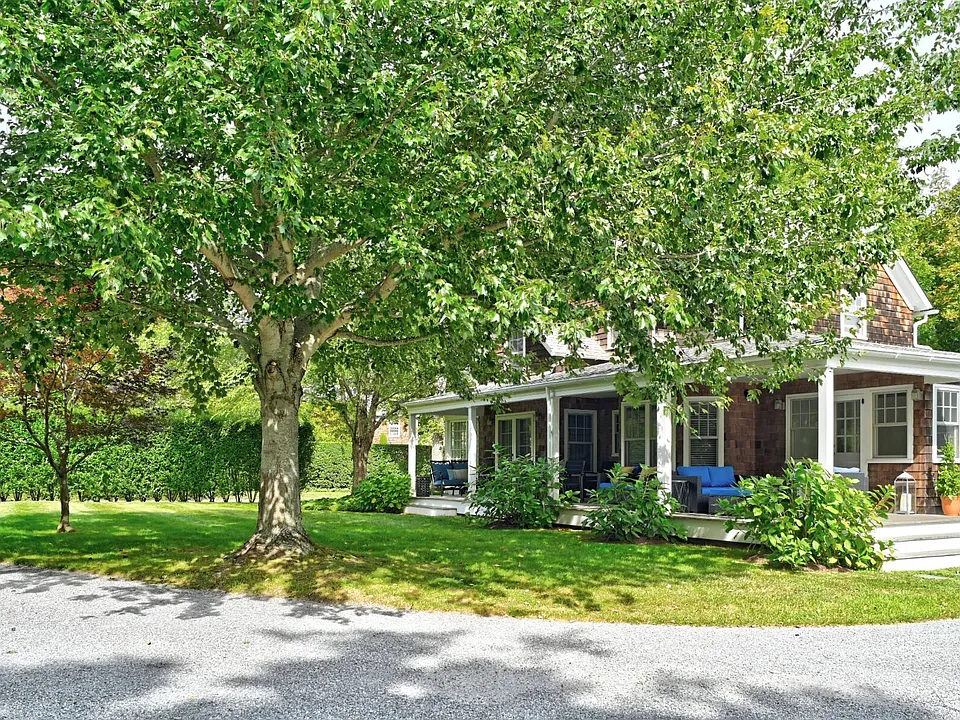 15 Buell Ln