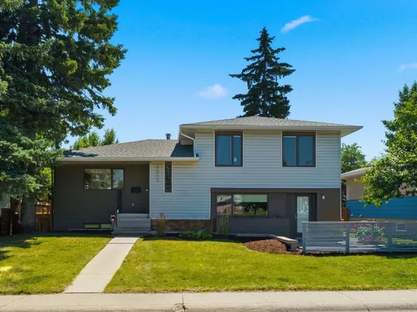 4935 N 10th Ave SW, Calgary, AB T3C 0M3
