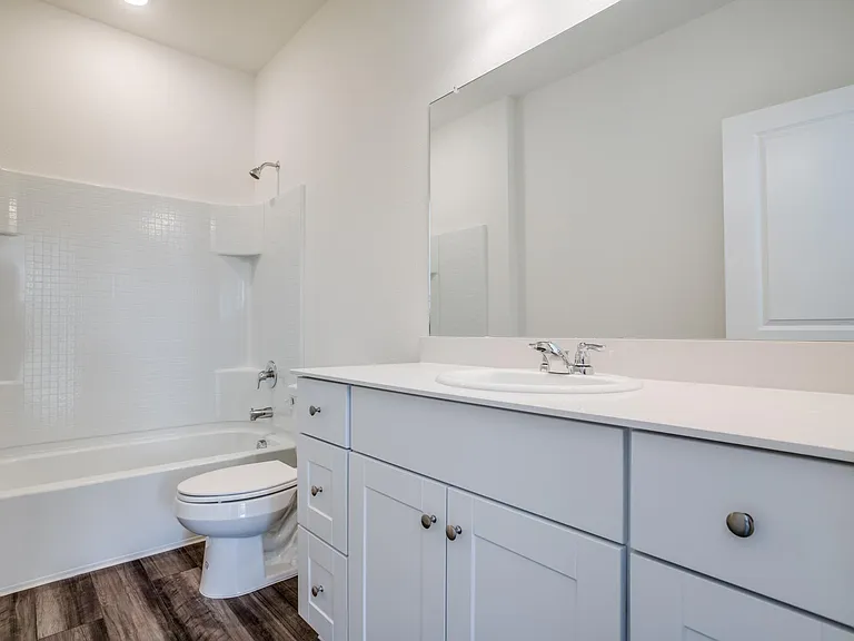 2621 Silver Leaf Ln — Photo 16