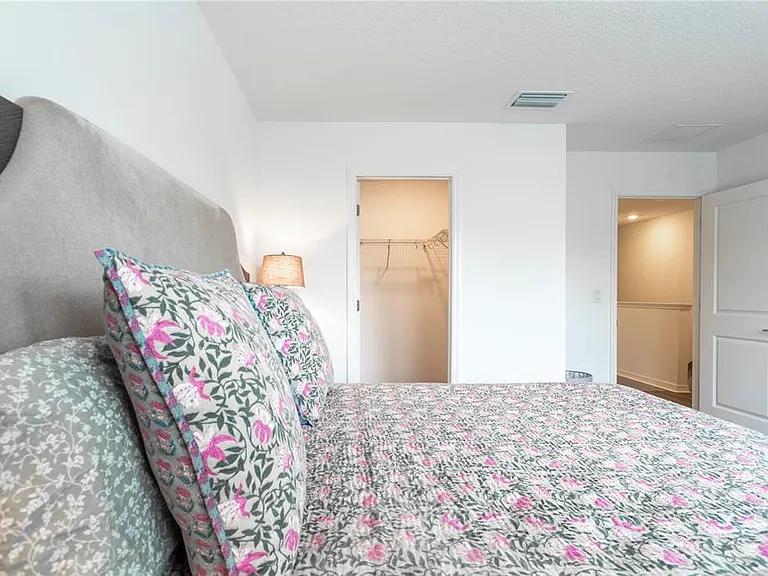 8473 Lunar Skye St — Photo 57