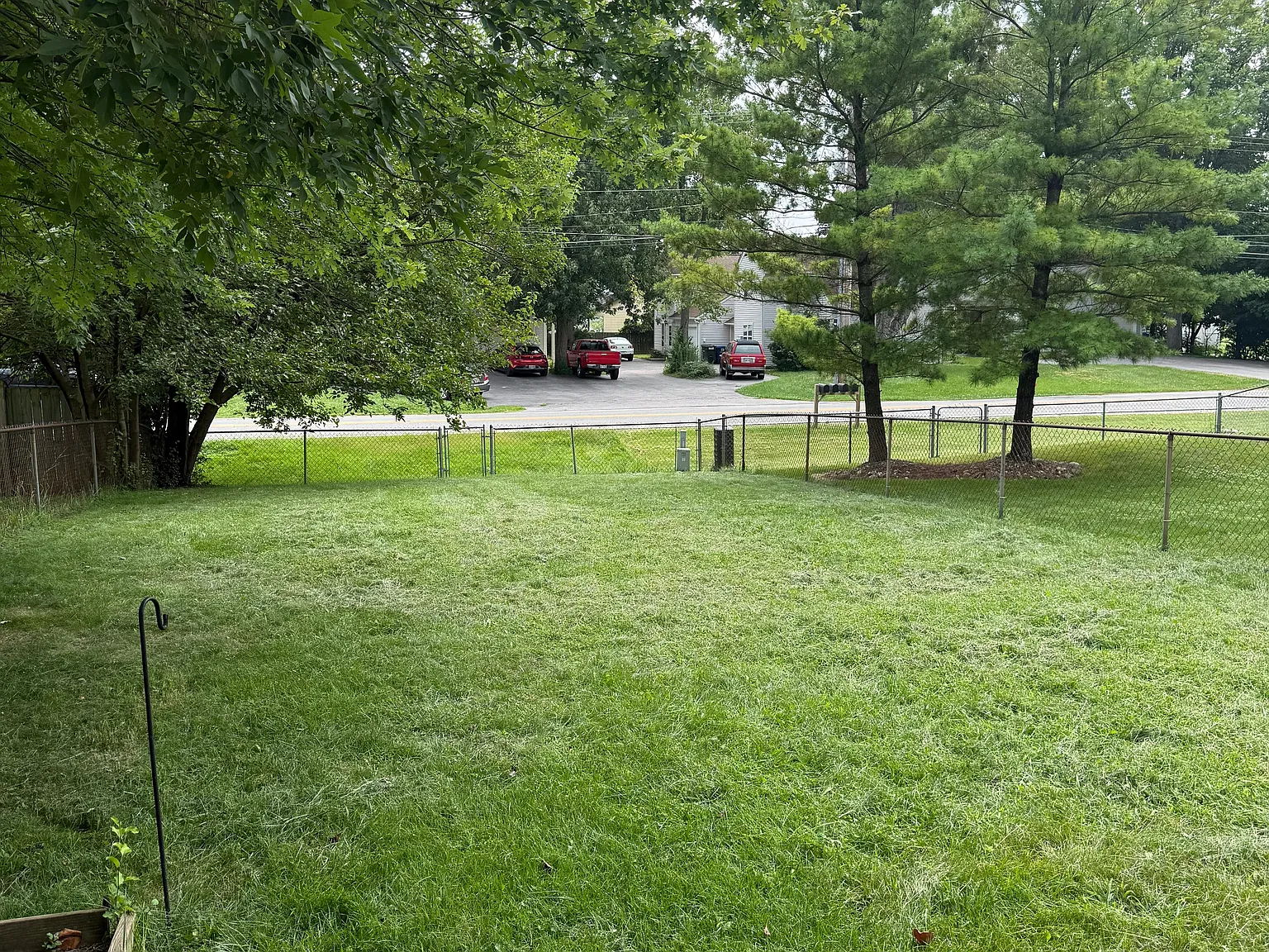 2 bed, 1.5 bath, 1200 sqft, $1,825 — Photo 3