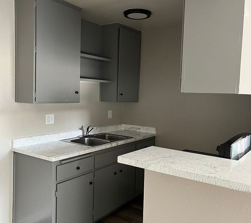 1st image of 2605-2619 Flint Way #2619-17