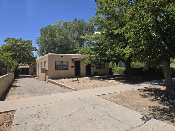 207 Cornell Dr SE, Albuquerque, NM 87106