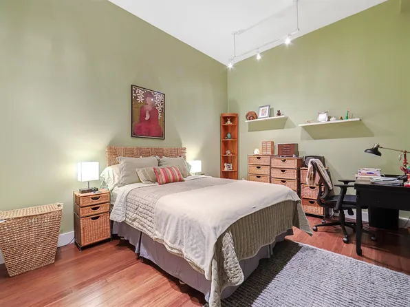 650 Montgomery Street image 11 of 33