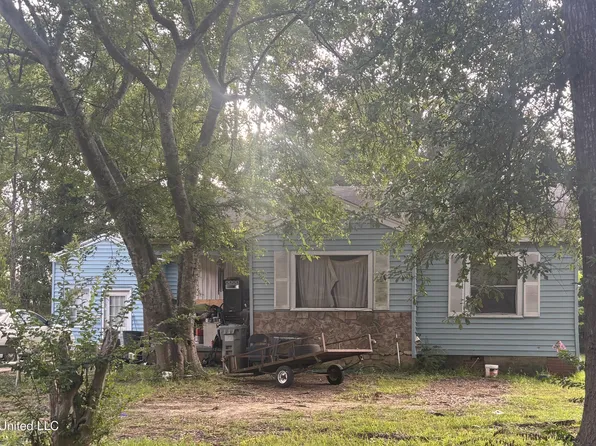 1746 Hampton St, Jackson, MS 39209