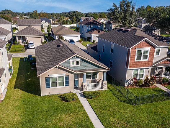 3rd image of 3079 Holly Grove Ln