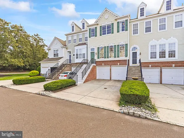 80 Avalon Ct, Doylestown, PA 18901