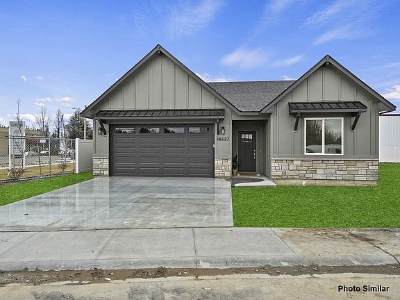 2nd image of 16527 N Red Oak Dr