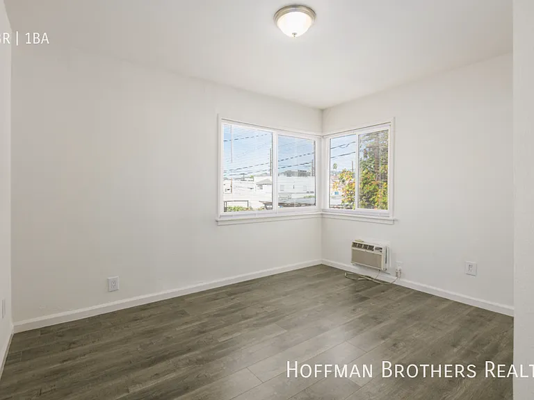 6045 Eleanor Ave #12 — Photo 8