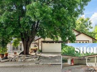 6596 Reflection St, Redding, CA 96001