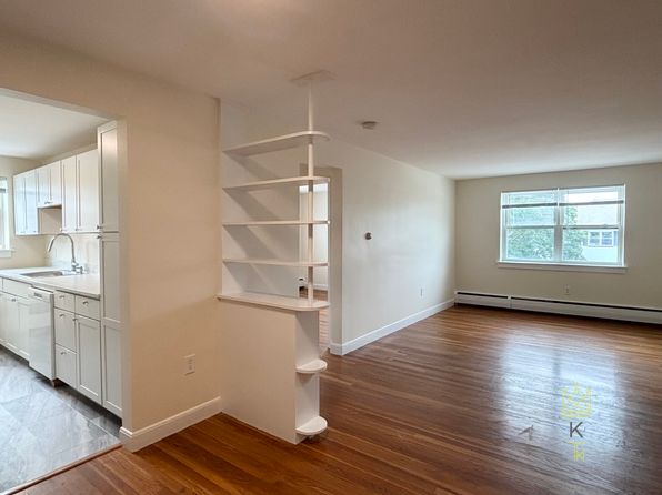 49 Broadway APT 9