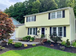 123 Flint Path, Camillus, NY 13219