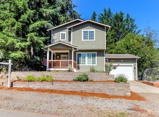 110 NE Allen Ct, Belfair, WA