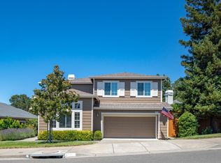 1813 Bella Vista Way, Santa Rosa, CA 95403