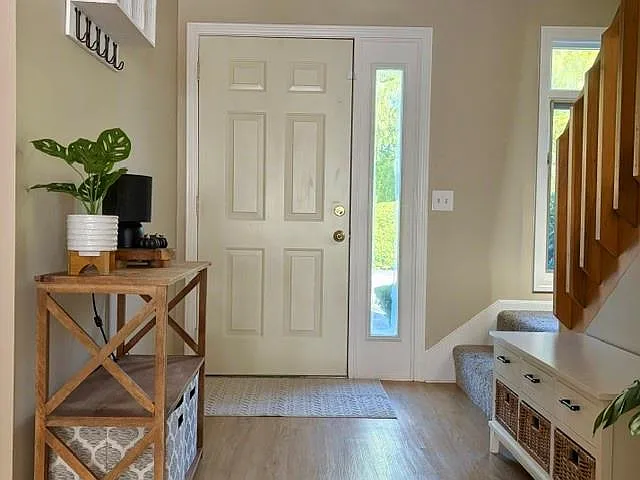 2 bed, 1.5 bath, 1224 sqft, $3,000 — Photo 2