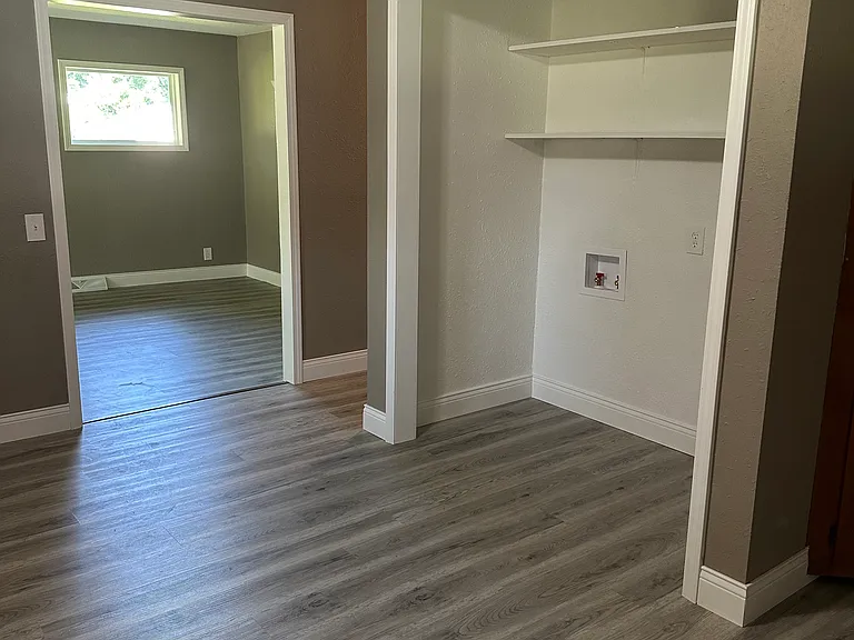 1205 Ray St — Photo 9
