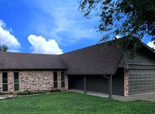 1816 Yale Ave, Ponca City, OK 74604