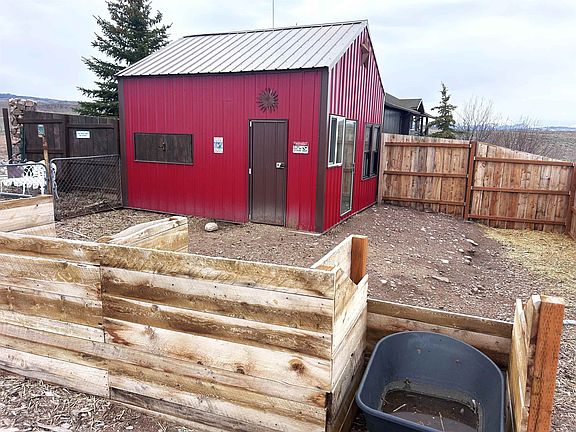 3rd image of 1937 Mill Creek Rd