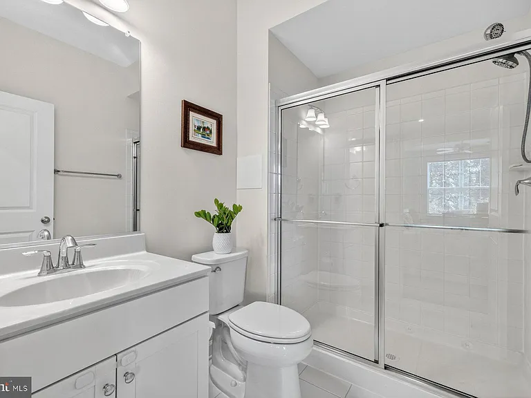 8106 Zoe Pl — Photo 31
