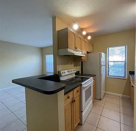2nd image of 11630 NW 26th Ct #11630