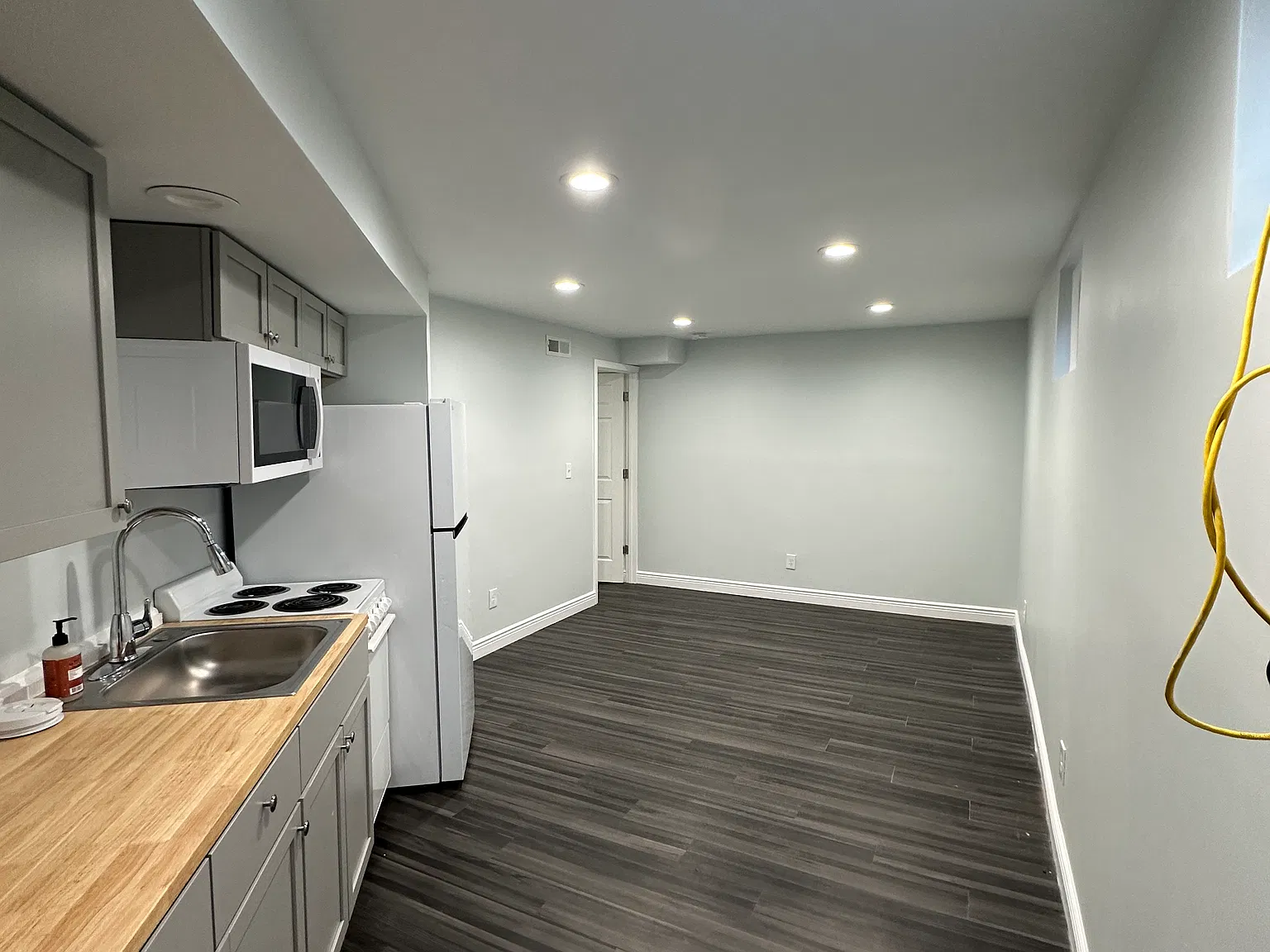 1 bed, $850 — Photo 2