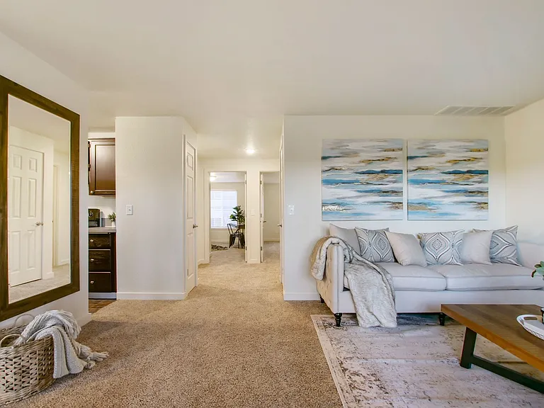 River View Apartments — Photo 8