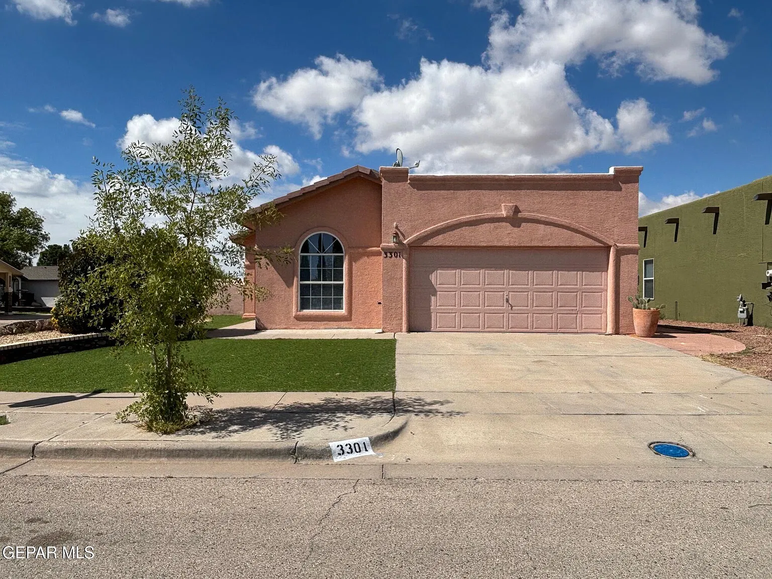 4 bed, 2.0 bath, 1540 sqft, $2,000 — Photo 1