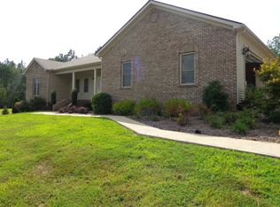 155 Cobblestone Dr, Paris, TN 38256