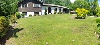 1st image of 1601 Northwoods Dr
