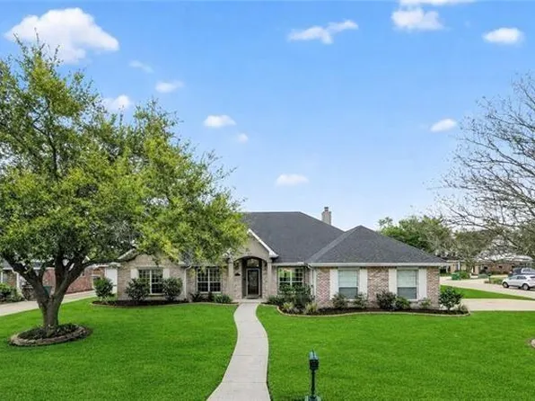 145 Lakewood Dr, La Place, LA 70068