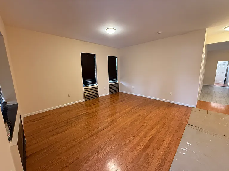80 McClean Ave #1 — Photo 4
