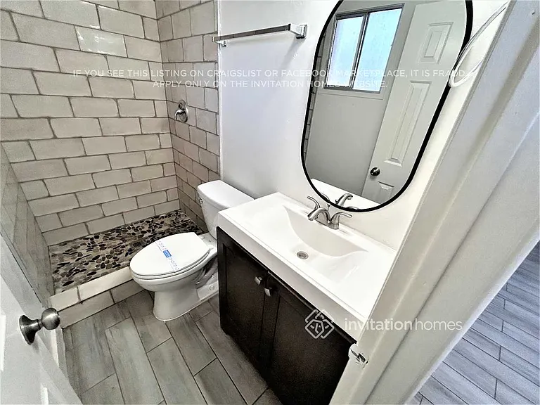 4309 N 72nd Ln — Photo 16