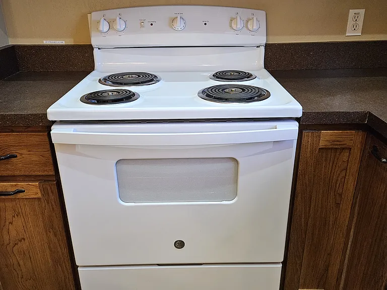 2024 Electric Stove/Oven