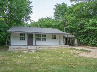 500 Mountain View Ave, Springdale, AR 72764