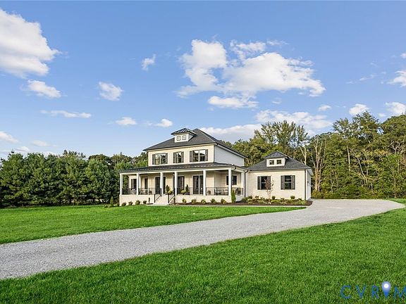2nd image of 4670 Gingras Cir