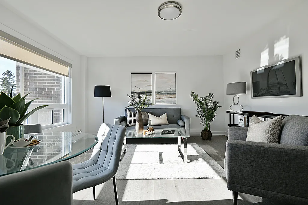 Skyline Stacked Townhomes — Photo 3