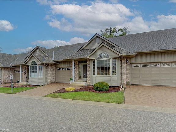 3rd image of 74 Autumn Ridge Trl #33