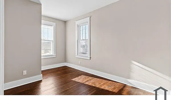 220 Clay St — Photo 25