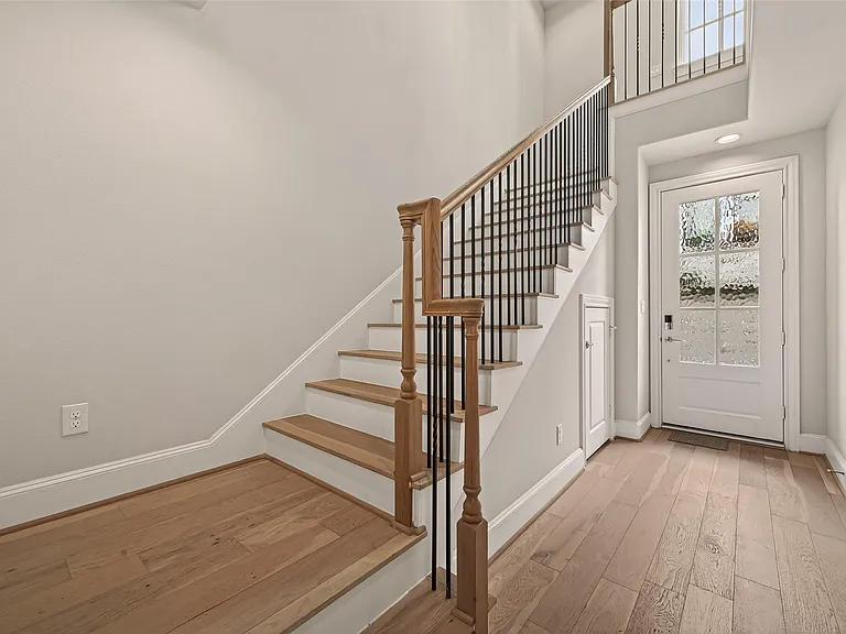 2218 Lou Ellen Ln #C — Photo 37