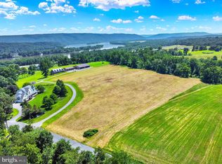 15 Blacksnake Rd, Duncannon, PA 17020