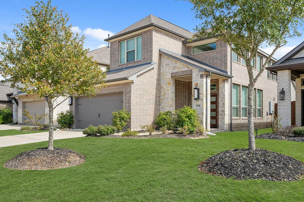 Building Photo - 6014 Bristol Spur Ln