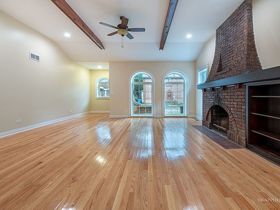 5th image of 1712 W Beverly Glen Pkwy