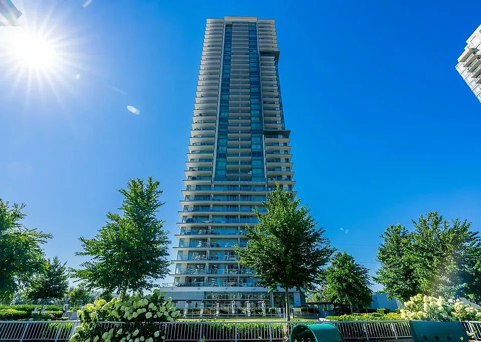 2388 Madison Ave #2707