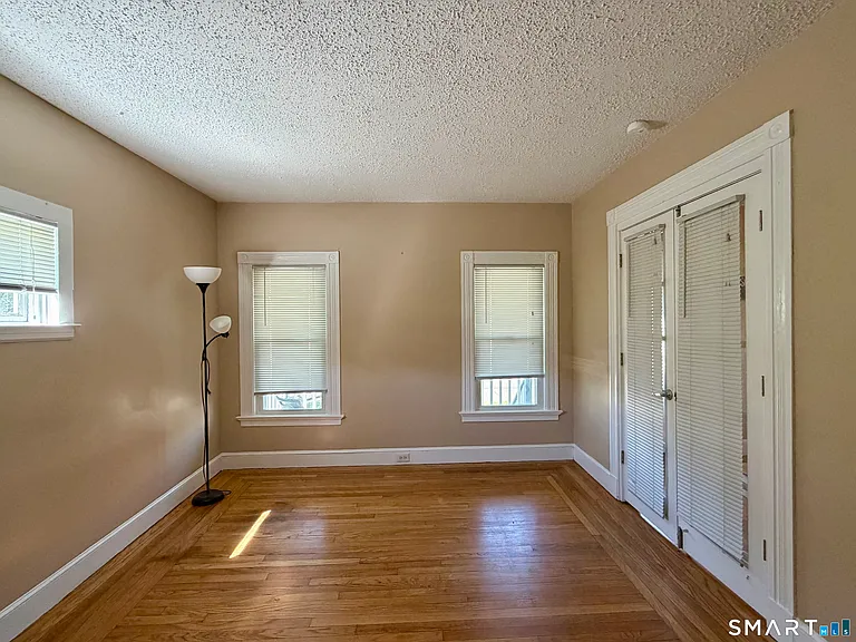 11 Hine St — Photo 8